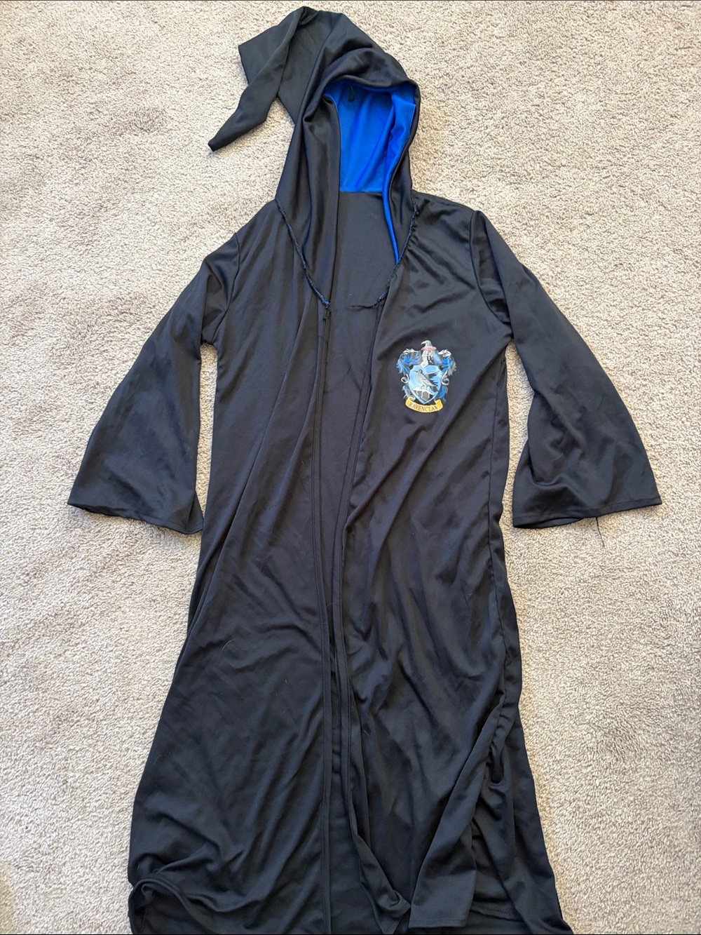 Ravenclaw Harry Potter Black Wizard Robe with Blue Lining and Crest Kids size M